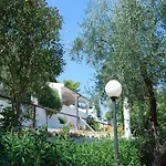 Althea Village Ξενοδοχείο με διαμερίσματα 3*